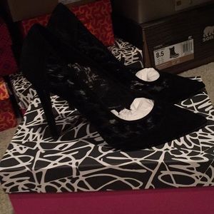 DVF Bianca Suede Black leopard flock mesh.